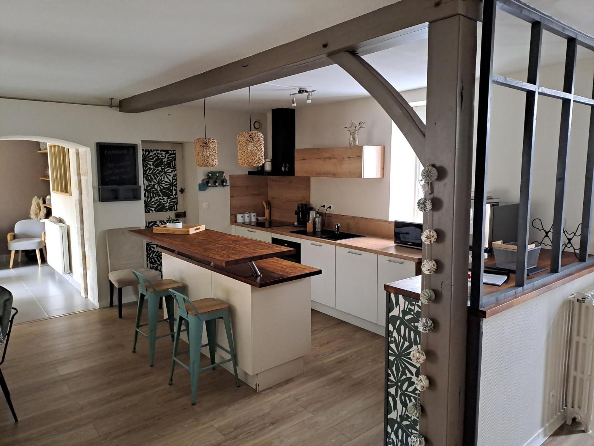 Jolie maison de ville avec un extérieur au calme - Les Dragons de la Chamoiserie NIORT Extérieur photo